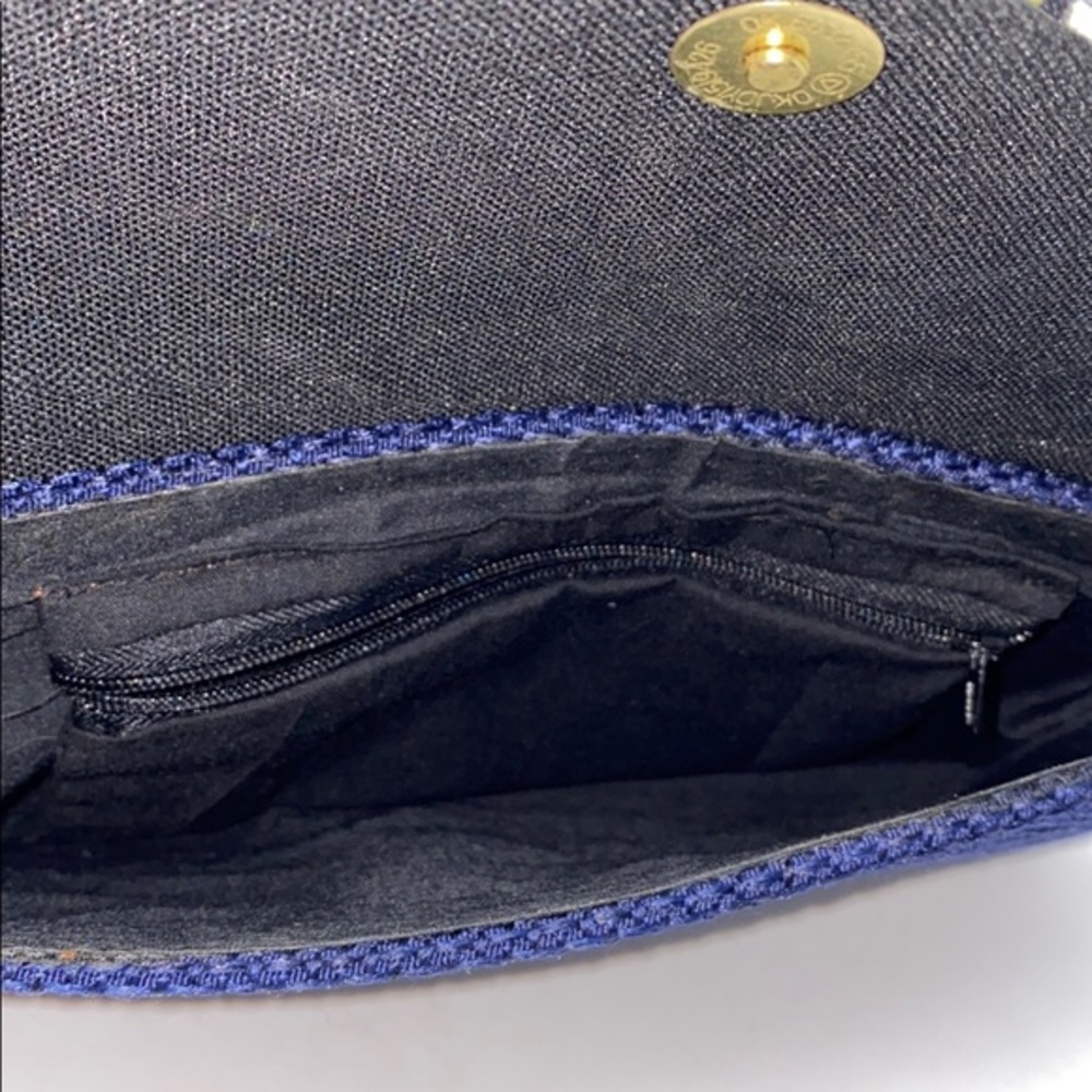 Vintage Velvet Ribbed‎ Clutch - Picture 6 of 6